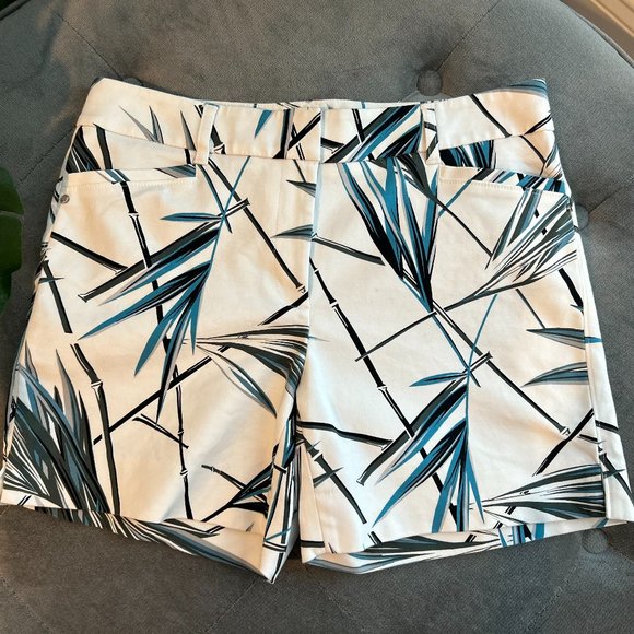 WHBM Stylish Women's Patterned Shorts - Picture 1 of 6